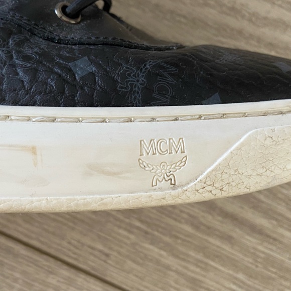 MCM men’s high top black monogram sneakers. Size: EU-41  US-8. - Picture 7 of 13